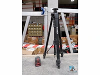 Waterpaslaser met statief