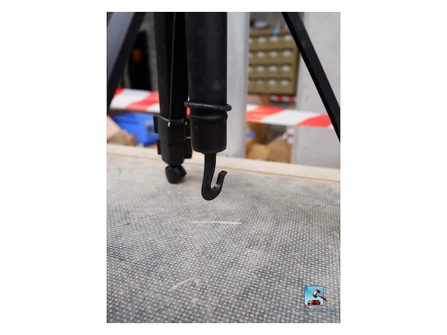 Waterpaslaser met statief - afbeelding 2 van  10