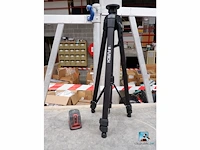 Waterpaslaser met statief