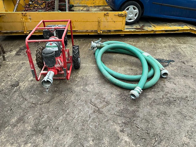 Waterpomp met dieselmotor - afbeelding 1 van  17