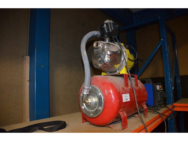 Waterpomp met drukvat ironside megapress 80 - afbeelding 3 van  6