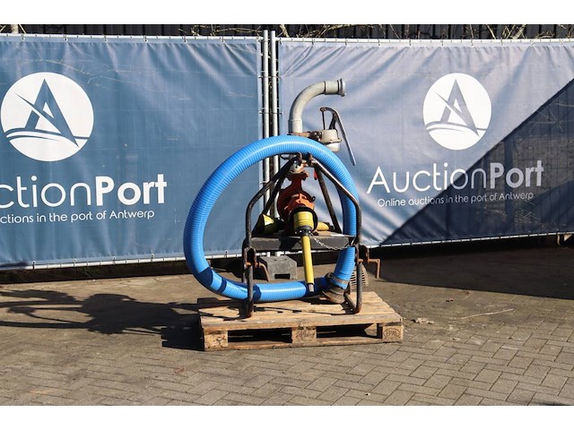 Waterpomp voor tractor landini cu1/ff - afbeelding 1 van  1