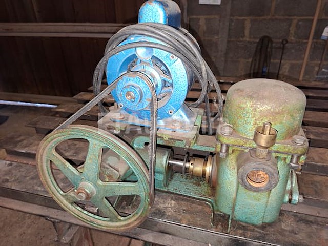 Waterpomp - afbeelding 1 van  3