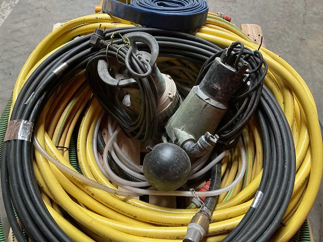 Waterslangen en pompen - afbeelding 3 van  4