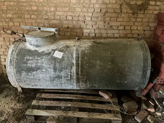 Watertank - afbeelding 1 van  4