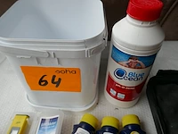 Watertester + producten voor reinigen zwembad - afbeelding 4 van  4