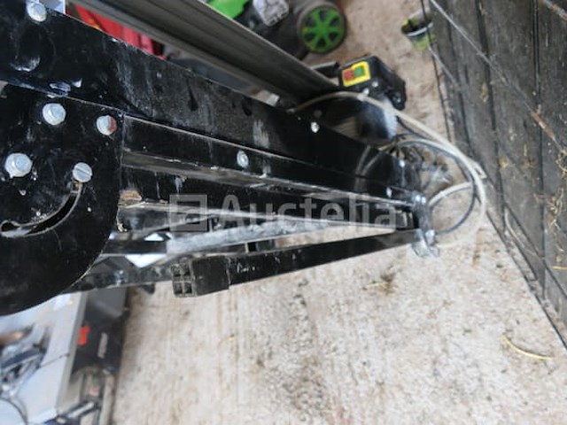 Waterzaag voor het zagen van tegels op eberth-voeten - afbeelding 3 van  7