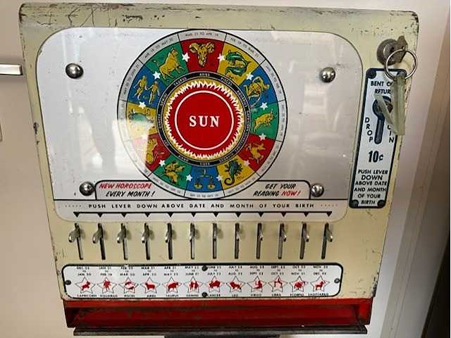 Watling - fortune teller - speelautomaat - afbeelding 1 van  8