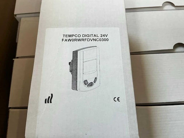 Watts tempco digital 24v thermostaat (50x) - afbeelding 6 van  6