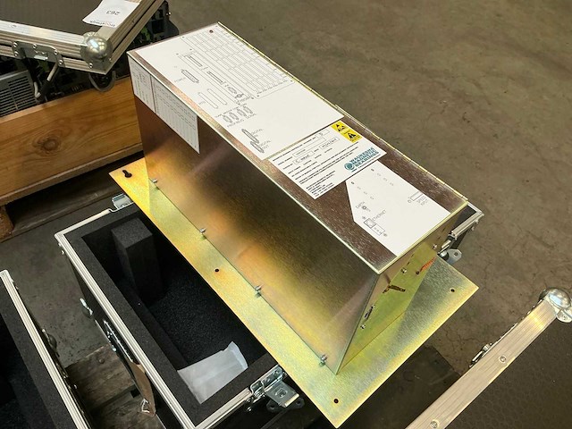 Waukesha magnetic bearings magnetische lagerregelaar - afbeelding 3 van  9