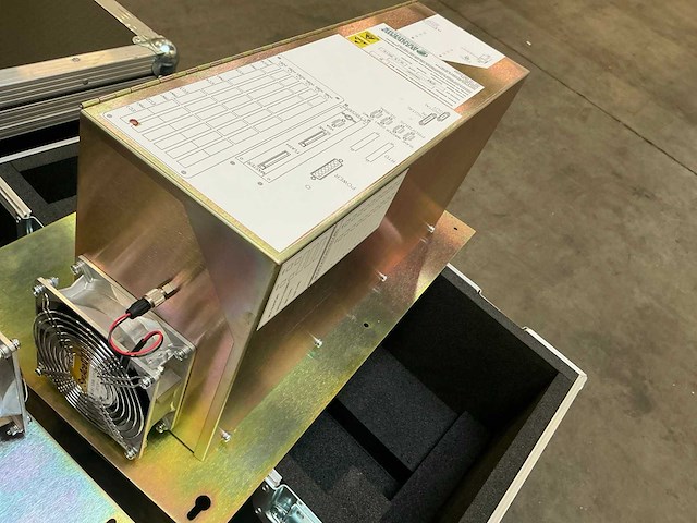 Waukesha magnetic bearings magnetische lagerregelaar - afbeelding 4 van  6