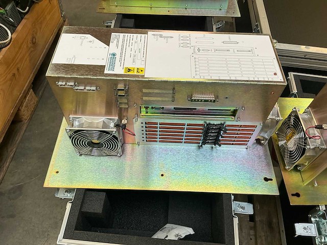 Waukesha magnetic bearings magnetische lagerregelaar - afbeelding 2 van  8