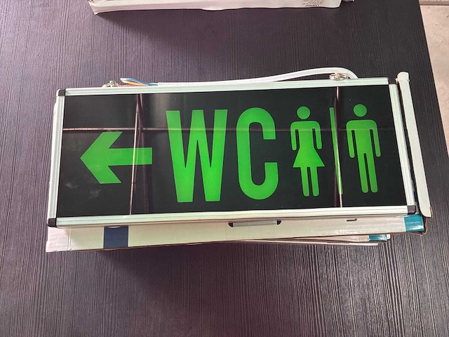 Wc verlichting (4x) - afbeelding 1 van  2