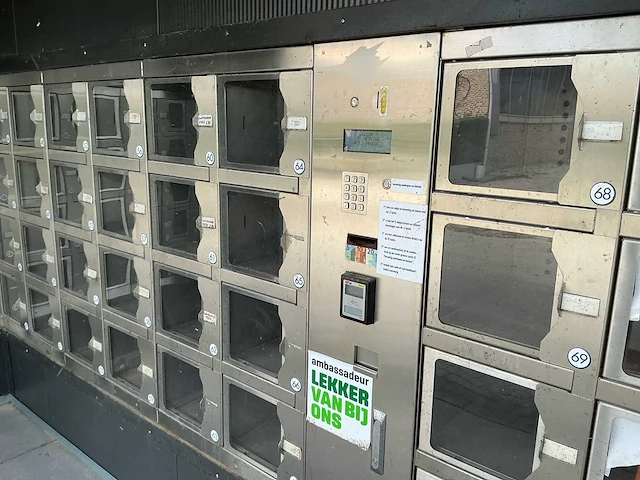 Wdm vakkenautomaat met 63 uitgiftevakken - afbeelding 4 van  6