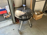 Weber houtskoolbarbecue - afbeelding 2 van  4