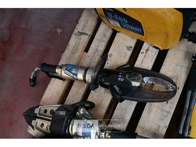 Weber hydraulische groep + gereedschap - afbeelding 14 van  17