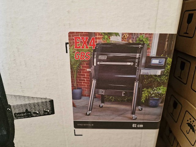 Weber smokefire ex4 gbs black pellet barbecue met weber connect - afbeelding 3 van  8
