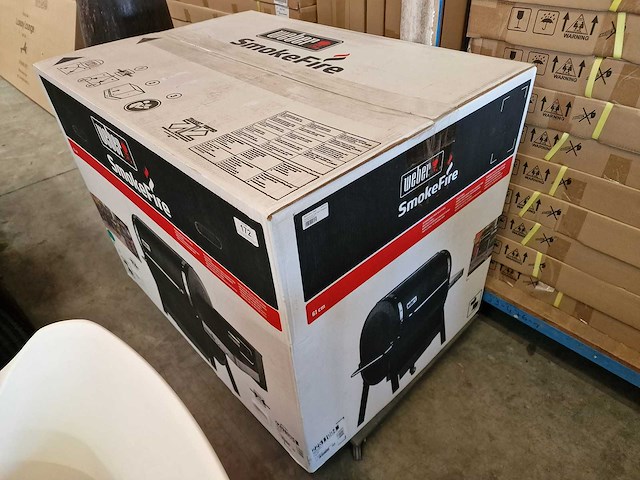 Weber smokefire ex4 gbs black pellet barbecue met weber connect - afbeelding 2 van  8