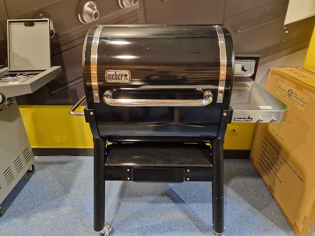 Weber smokefire ex4 gbs black pellet barbecue met weber connect - afbeelding 4 van  8