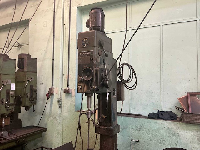 Webo gradua 40 kolomboormachine - afbeelding 1 van  11