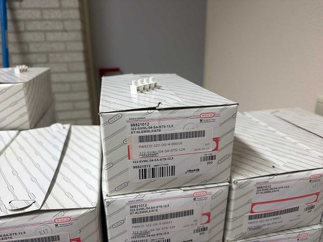 Weco klemmenstroken partij nieuw (±200-250 stuks per doos) (24x) - afbeelding 1 van  8