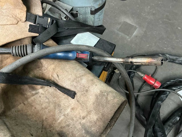 Weco pioneer 320mks air mig lasapparaat - afbeelding 6 van  8