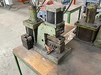 Wedi pneumatische stansmachine (2x) - afbeelding 2 van  5
