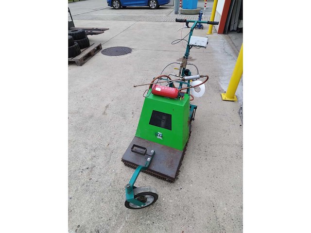 Weedcontrol - select 561 - weedcontrol select 561 - afbeelding 1 van  2