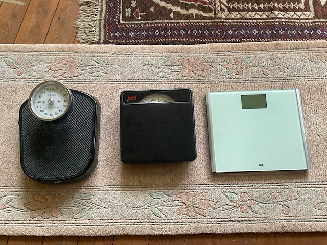 Weegschaal (3x) - afbeelding 1 van  4