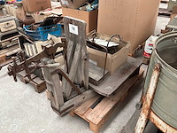 Weegschaal en wasmachine vintage - afbeelding 2 van  6