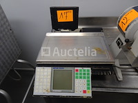 Weegschaal, merk mettler toledo type: sc-uz nummer: 29**09 max: 1nce, merk mettler toledo type: sc-uz nummer: 29**0 merk mettler toledo type: sc-uz numerbmarqa toledo type: sc-uz nummer: 29**09 max: 15 kg / min 40 g - afbeelding 2 van  3