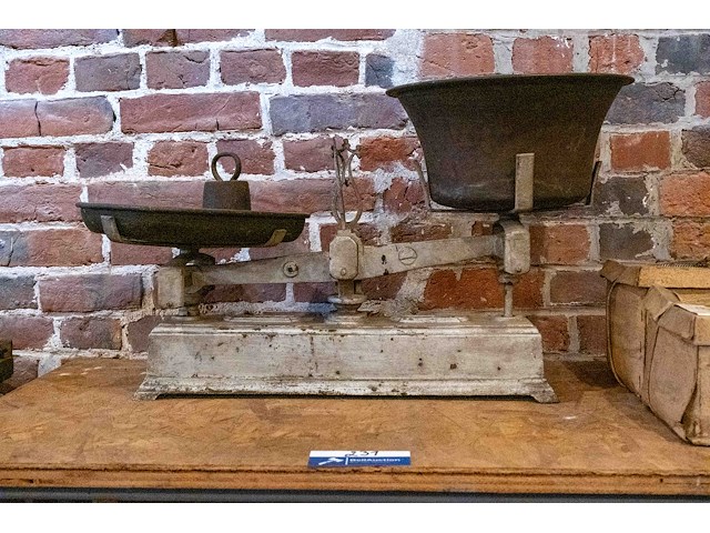 Weegschaal - afbeelding 1 van  2