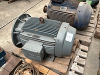 Weg elektromotor - afbeelding 1 van  5