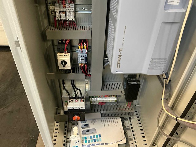 Weg eucfw110038t 40faz frequentieregelaar met schakelkast - afbeelding 10 van  10