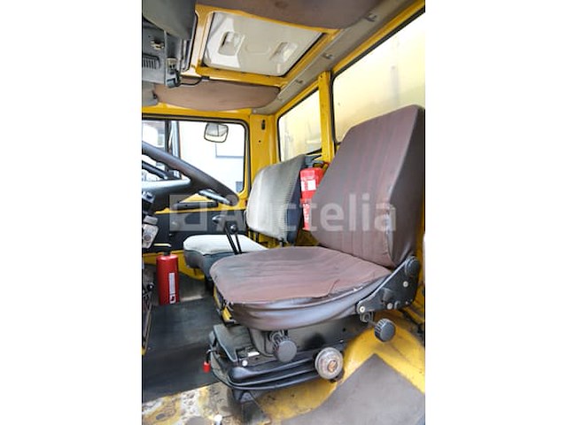 Weg-spoor werkplaatstrucks mercedes-benz unimog zw120s (1985-240,757 km) - afbeelding 28 van  82