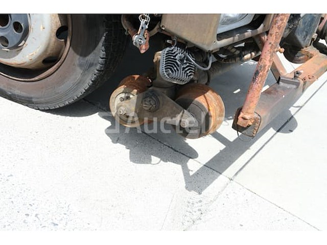 Weg-spoor werkplaatstrucks mercedes-benz unimog zw120s (1985-240,757 km) - afbeelding 30 van  82