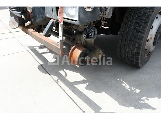 Weg-spoor werkplaatstrucks mercedes-benz unimog zw120s (1985-240,757 km) - afbeelding 33 van  82