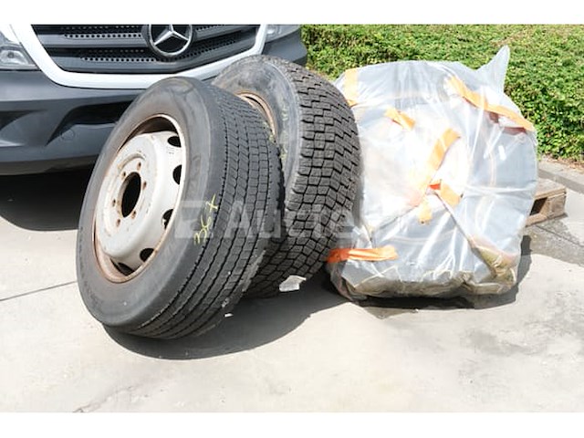 Weg-spoor werkplaatstrucks mercedes-benz unimog zw120s (1985-240,757 km) - afbeelding 77 van  82