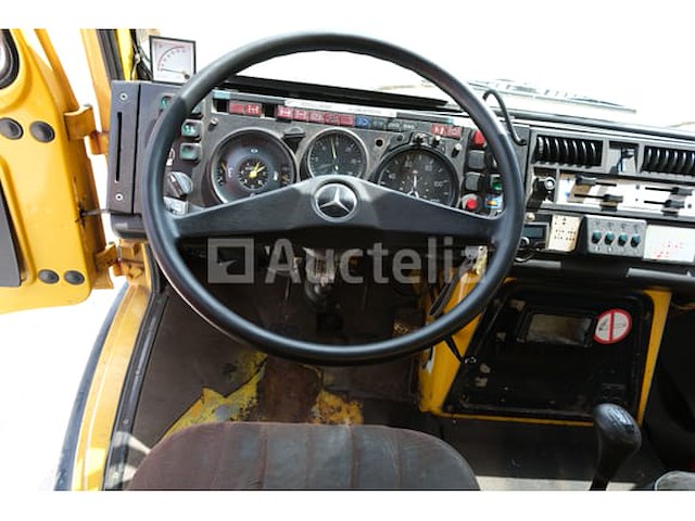 Weg-spoor werkplaatstrucks mercedes-benz unimog zw120s (1985-240,757 km) - afbeelding 8 van  82