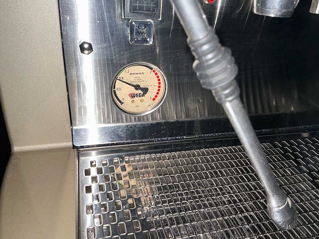 Wega vela elektrische cargo fiets met professioneel koffiemachine - afbeelding 10 van  14