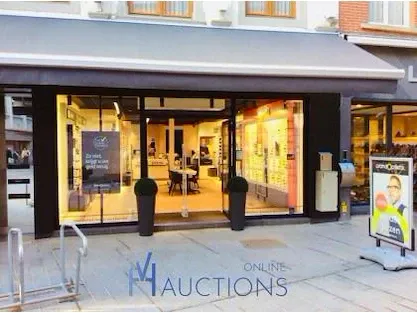 Wegens faillissement retail optical stores belgium - optiekzaak voorheen handeldrijvend onder de handelsnaam "grand optical" met diverse voorraad, optische toestellen en handgereedschap te halle