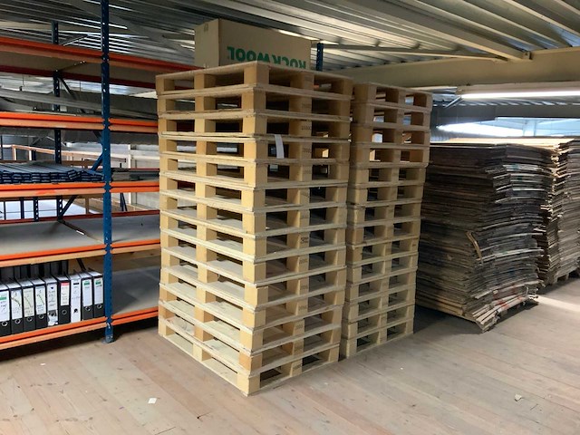 Wegwerpalletten (28x) - afbeelding 1 van  3