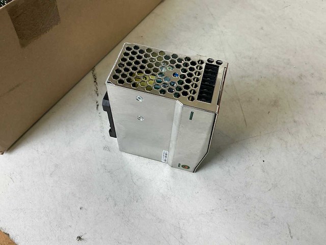 Weidmüller cp snt 70w 24v 3a voedingen (10x) - afbeelding 4 van  5