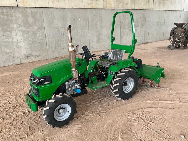 Weifang mini tractor - afbeelding 1 van  14