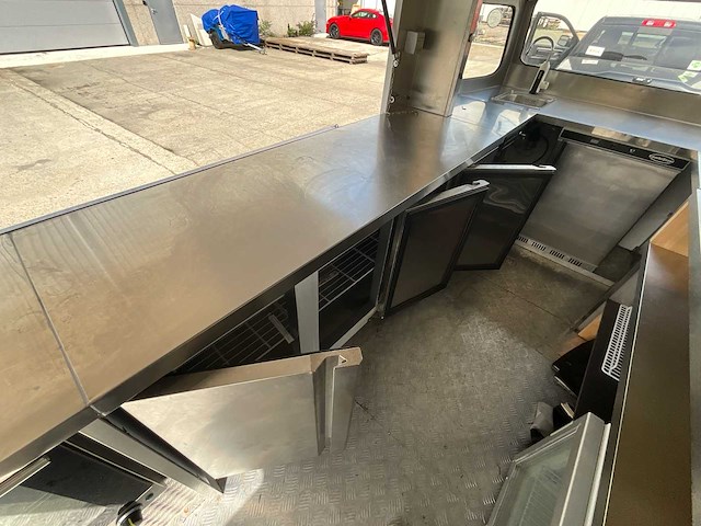 Weijer aanhangwagens foodtrucks - afbeelding 30 van  62