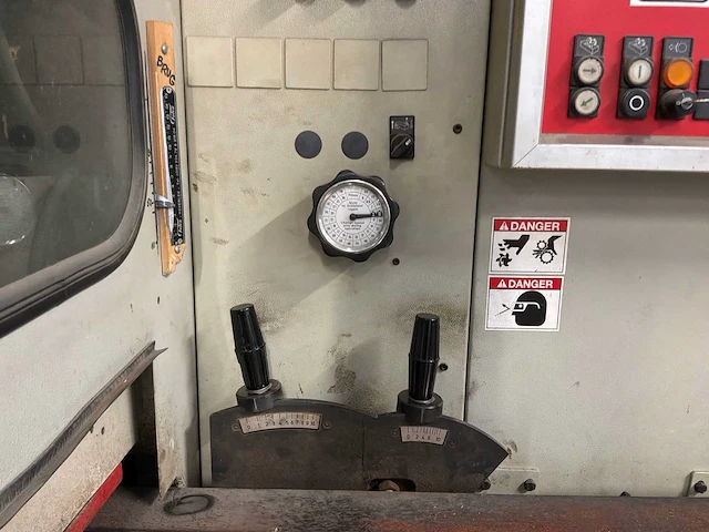 Weinig hydromat 23 schaaf-moler / malmachine 4-zijdig vierzijdige gietmachine - afbeelding 12 van  14