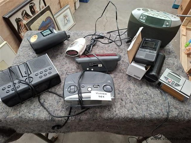 Wekkerradio - afbeelding 1 van  3