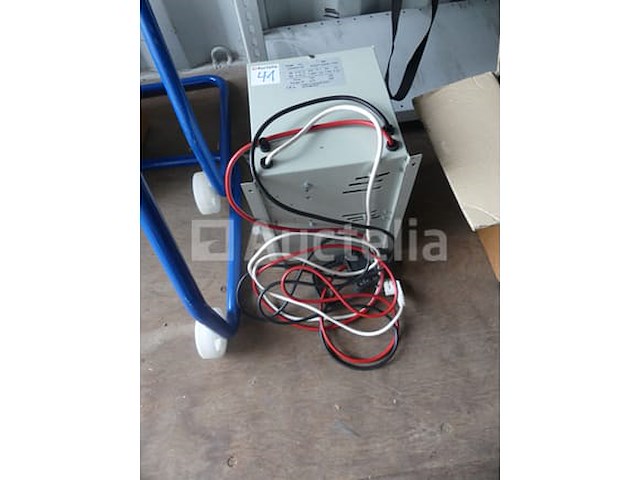 Wem wem24/50 vorkheftruck acculader (ref: 010728-042) - afbeelding 1 van  6