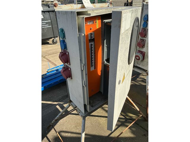 Werf meterkast - afbeelding 1 van  2