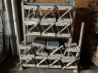 Werf trappen (2x) - afbeelding 1 van  4
